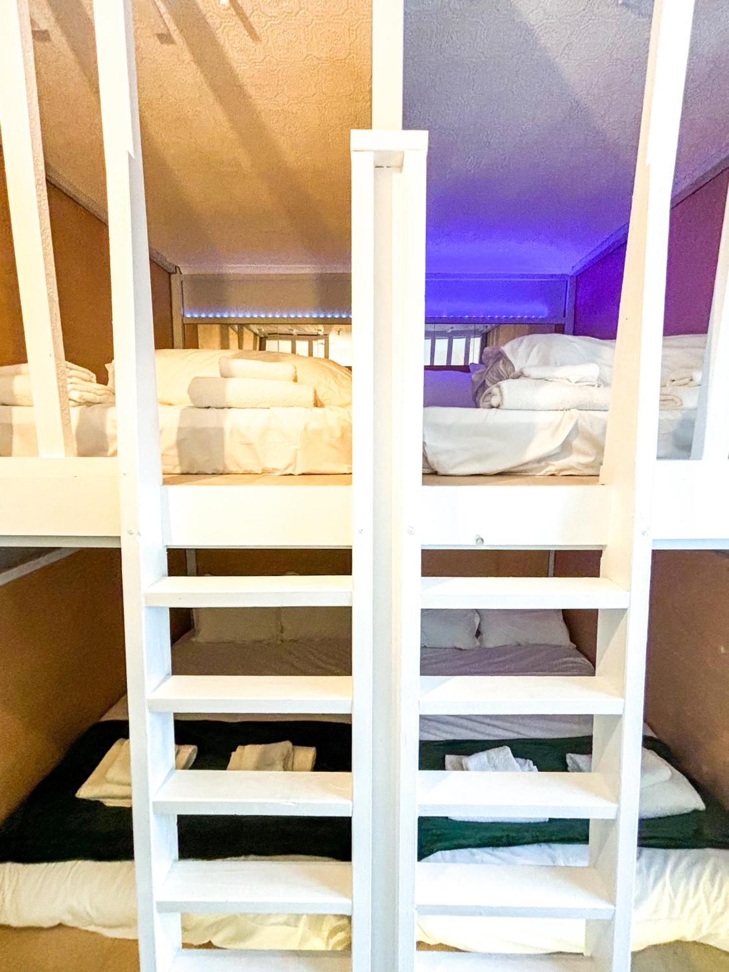 X Hotel Brunswick Square Brighton Room photo