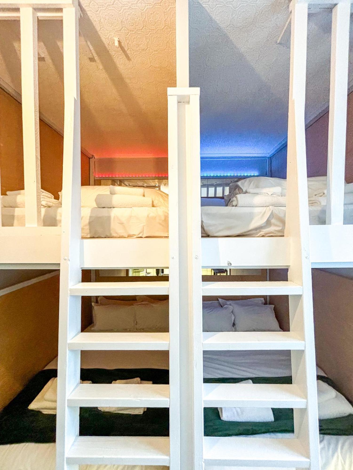X Hotel Brunswick Square Brighton Room photo